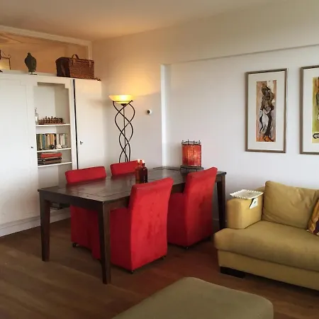 Welcoming With Character & Great Views