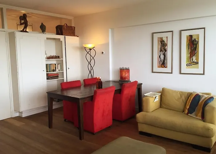 Welcoming With Character & Great Views