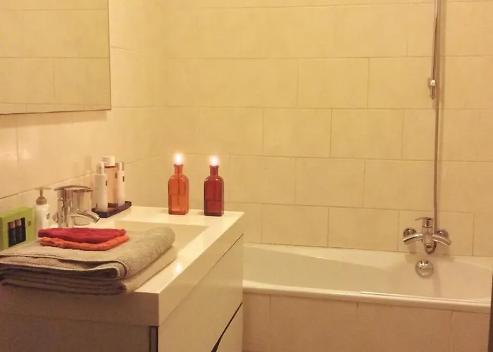 Welcoming With Character & Great Views Amsterdam