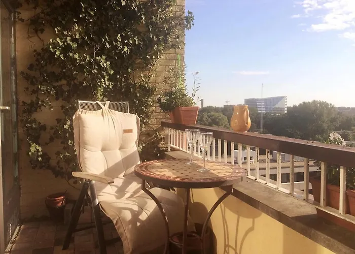 Welcoming With Character & Great Views